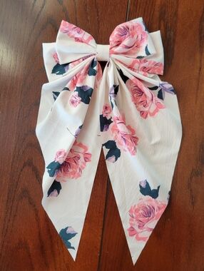 Floral Bow Hair Clip Ruffled White Pink